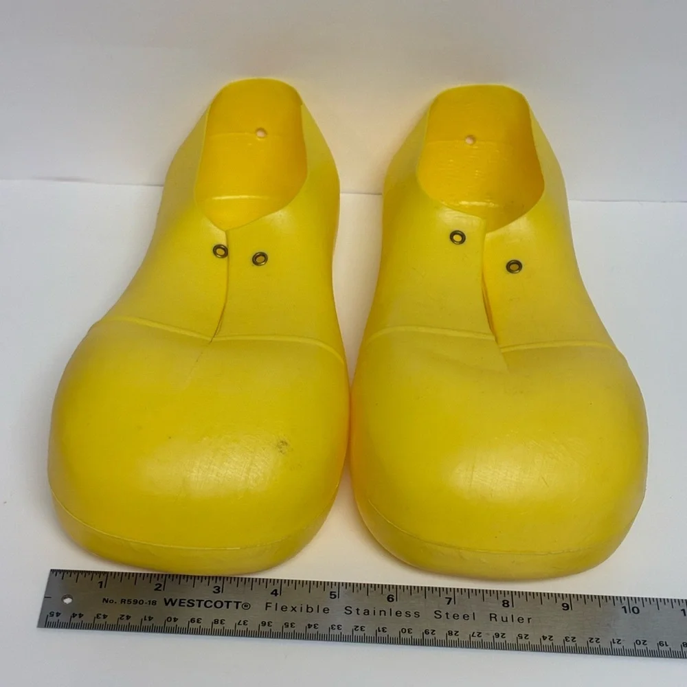 RUBIES CLOWN KIDS' SHOES Molded Plastic Yellow Vintage MADE IN U.S.A. Halloween - Picture 10 of 14